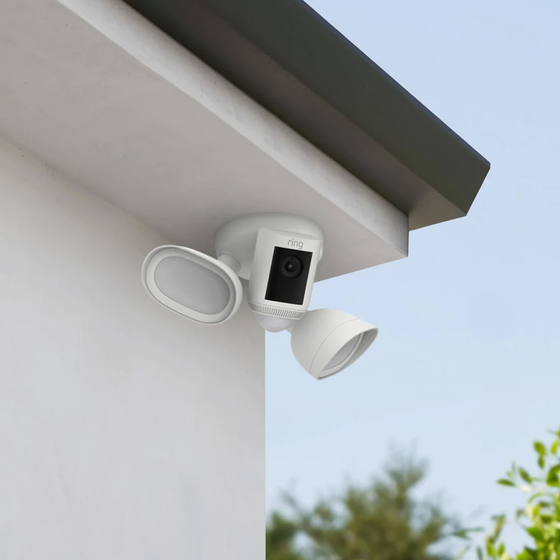Ring Floodlight Cam Wired Pro with 3D Motion Detection - Black